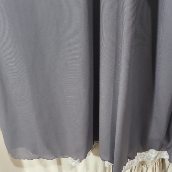 Floral Patterned Maxi Skirt - Picture 3 of 7